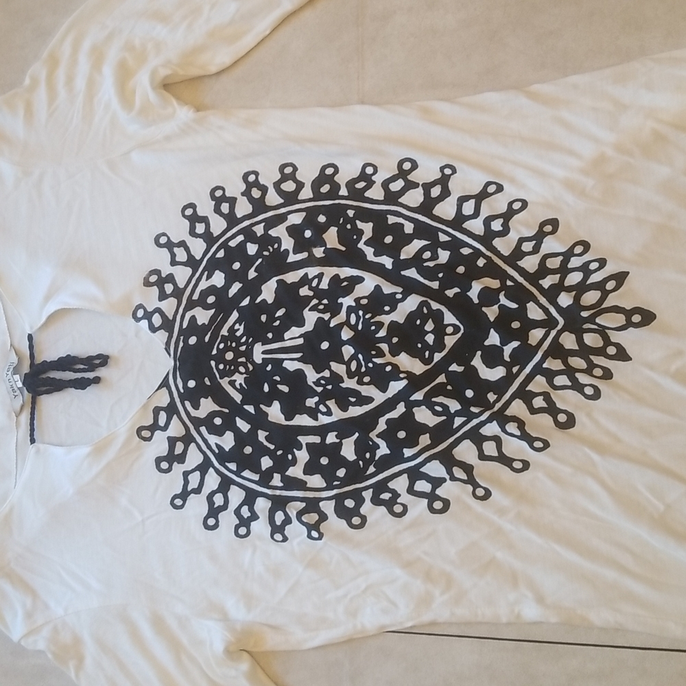 Cute Tunic Top - Picture 2 of 4